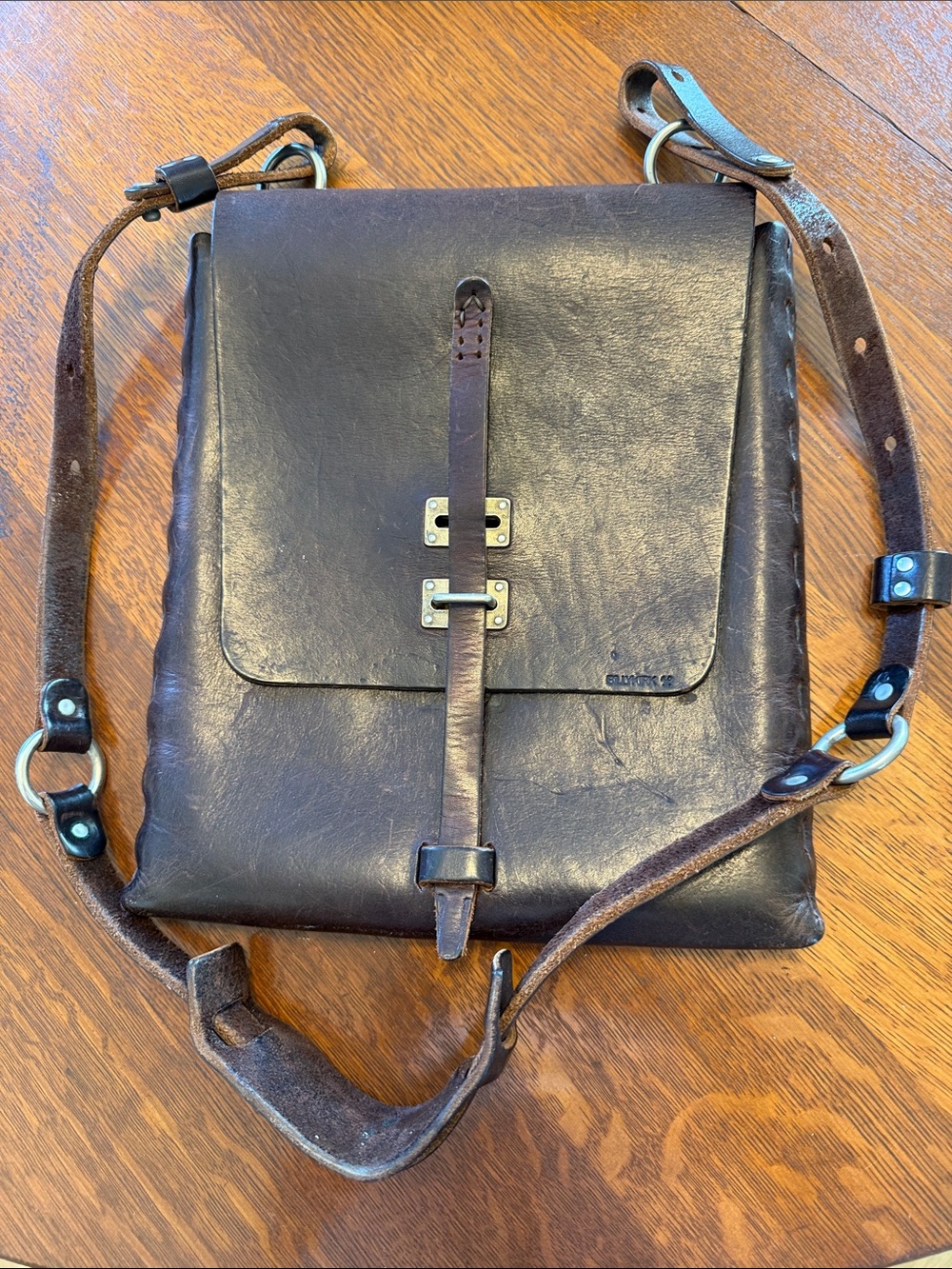 Billykirk Dark Brown Leather Messenger Bag - Classic Strap Closure - Picture 13 of 13